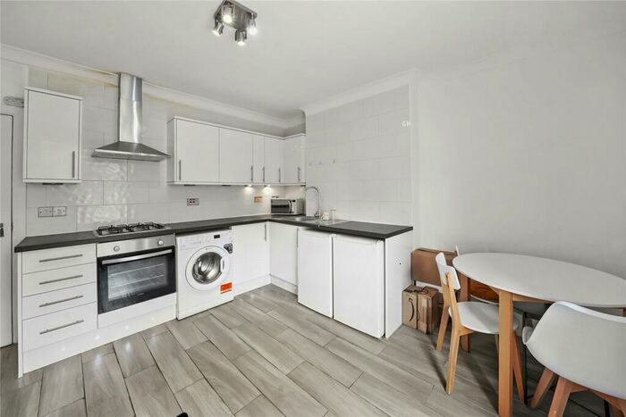 2 Bedroom Flat To Rent In Chalton Street, Euston, NW1