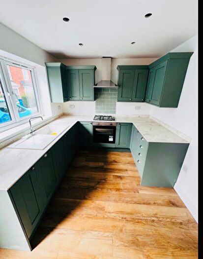 2 Bedroom Detached Bungalow For Sale In New Beacon Road, Grantham, NG31