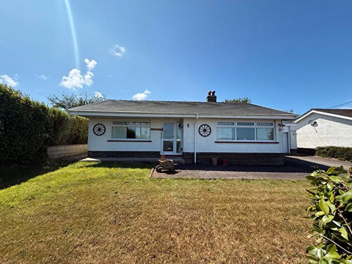3 Bedroom Bungalow For Sale In Tanygroes, Cardigan, SA43