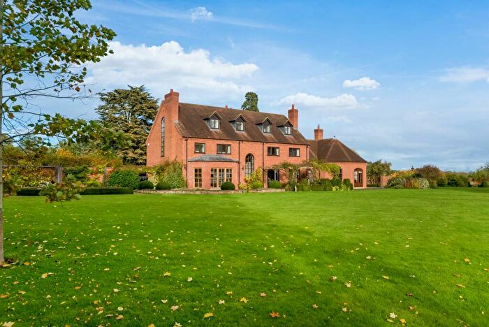 7 Bedroom Detached House To Rent In Ingon Lane, Stratford-upon-Avon, CV37