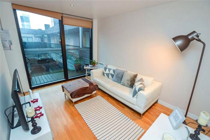 1 Bedroom Flat For Sale In Moho, Ellesmere Street, Castlefield, Manchester, M15