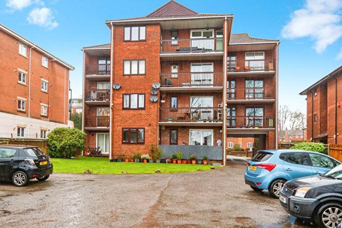 2 Bedroom Flat For Sale In Westwood Road, Southampton, Hampshire, SO17