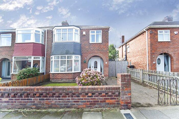 3 Bedroom Semi Detached House For Sale In Southbrooke Avenue, Hartlepool, TS25