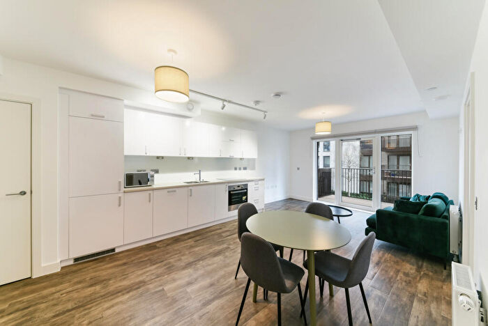 1 Bedroom Apartment To Rent In Millet Place, Pontoon Dock London, E16