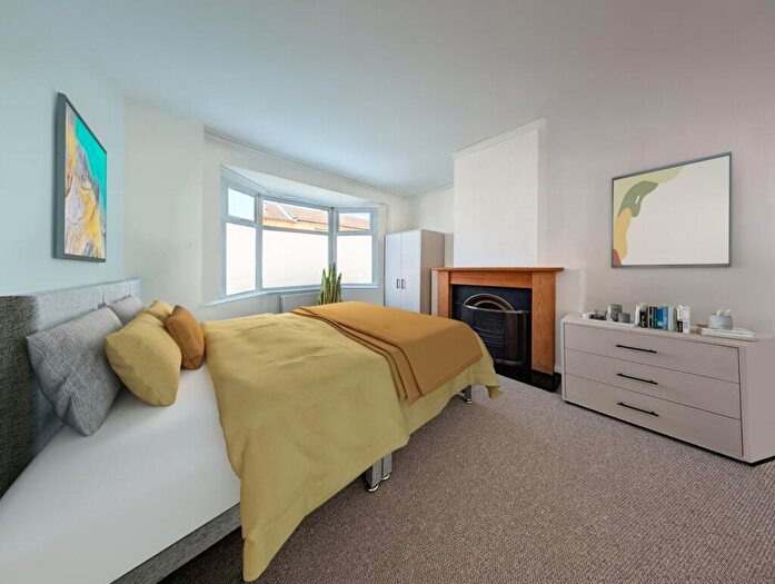 4 Bedroom Terraced House To Rent In Arnold Road, Northampton, NN2