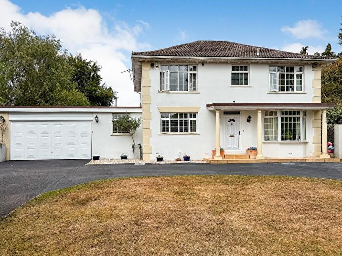4 Bedroom Detached House For Sale In Cannon Hill Road, Wimborne, Dorset, BH21