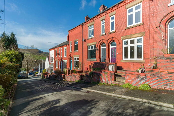 3 Bedroom Terraced House For Sale In Central Avenue, Greenfield, Saddleworth, OL3