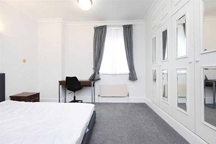 2 Bedroom Flat To Rent In Barter Street, London, WC1A