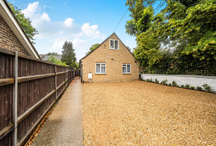 5 Bedroom Bungalow For Sale In Barton Road, Headington, Oxford, Oxfordshire, OX3