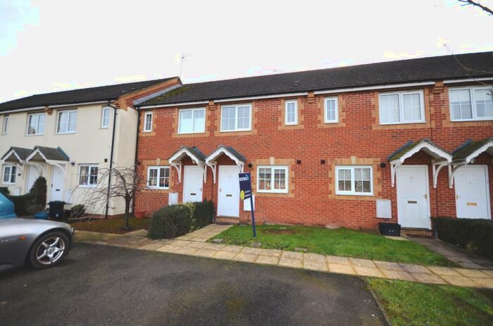 2 Bedroom Terraced House To Rent In Banbury Close, Wokingham, RG41