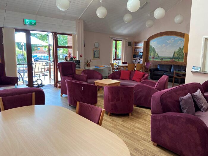 1 Bedroom Flat To Rent In Ben Mayo Court, Leroy Wallace Avenue, Nottingham, Nottingham City, NG7