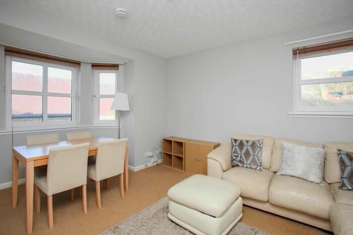 2 Bedroom Flat To Rent In /, St. Leonards Lane, Edinburgh, EH8