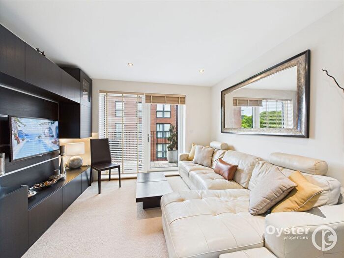 1 Bedroom Flat For Sale In Howard Road, Stanmore, HA7