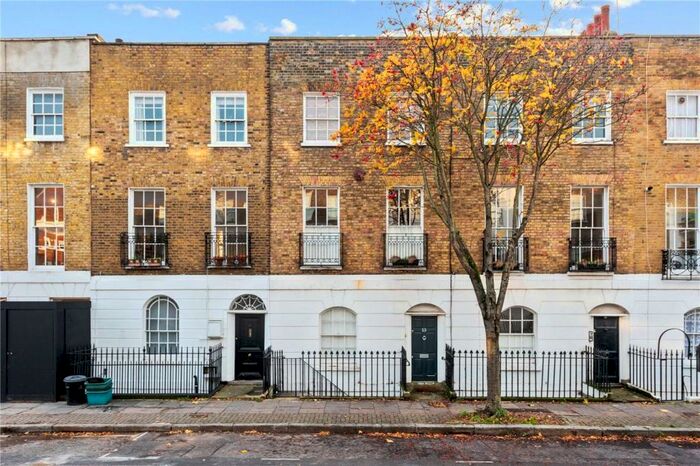 2 Bedroom Apartment To Rent In Copenhagen Street, London, N1