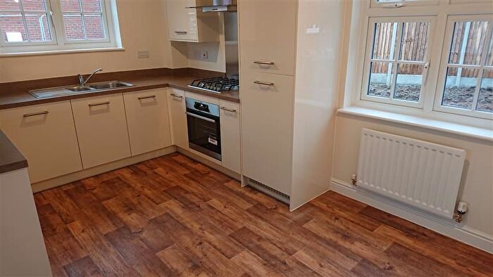 2 Bedroom Flat To Rent In Bill Thomas Way, Rowley Regis, B65