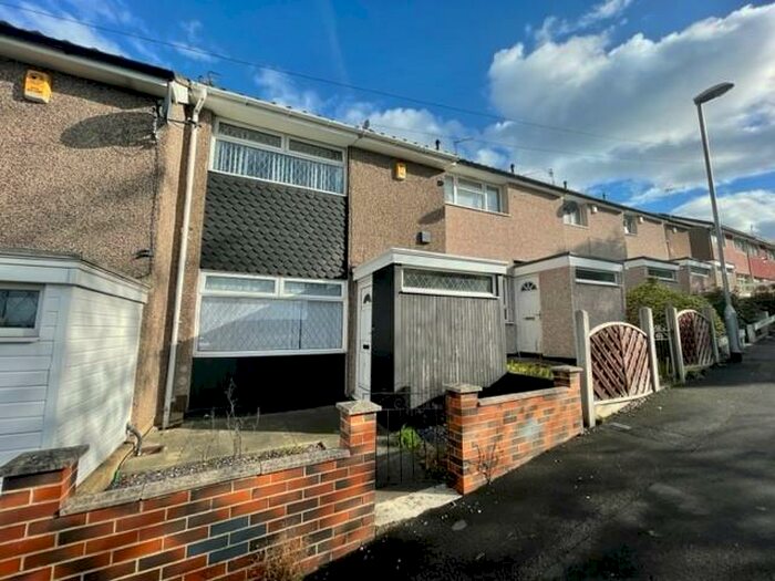 2 Bedroom Terraced House To Rent In West Grange Green, LS10