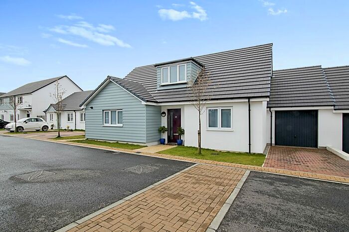 3 Bedroom Bungalow For Sale In Prasow Pyski, Playing Place, Truro, Cornwall, TR3