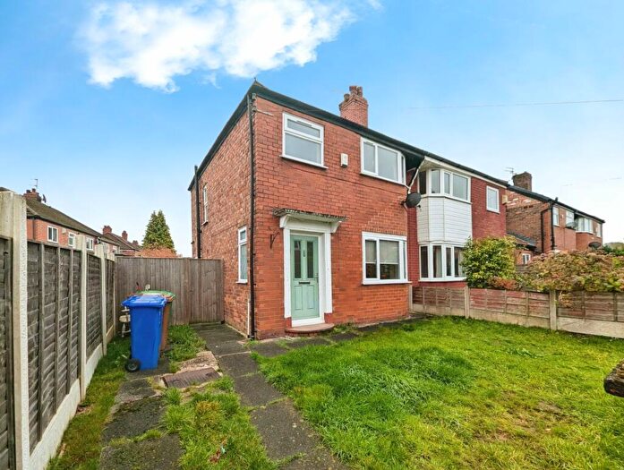 3 Bedroom Semi-Detached House To Rent In Highbank Drive, Manchester, Greater Manchester, M20