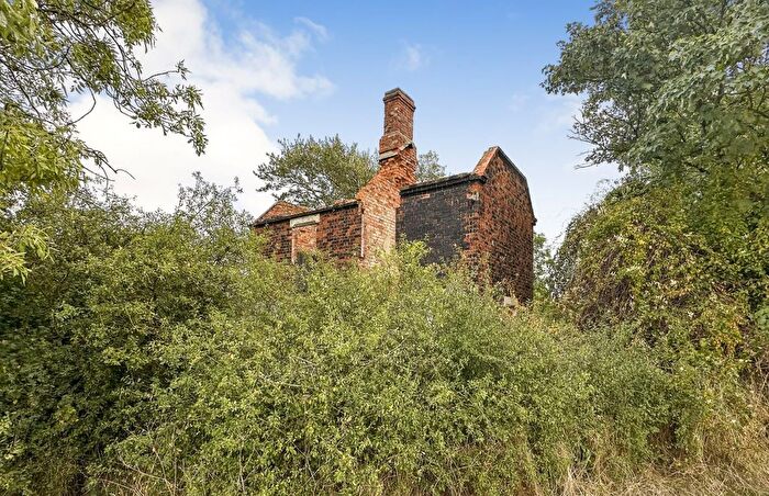 Cottage For Sale In Skylark Cottage, Park Road, Stevington, Bedfordshire, MK43