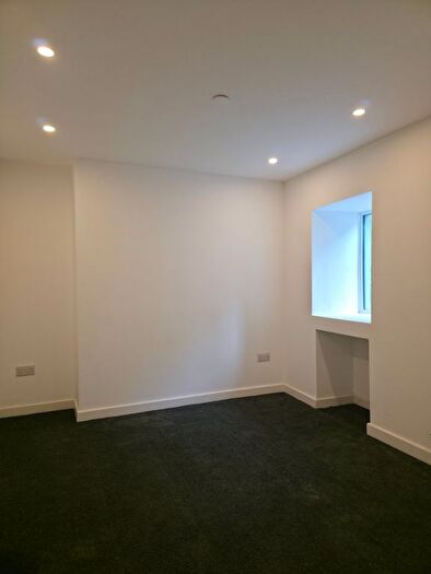 1 Bedroom Flat To Rent In Ystrad Road, Pentre, CF41