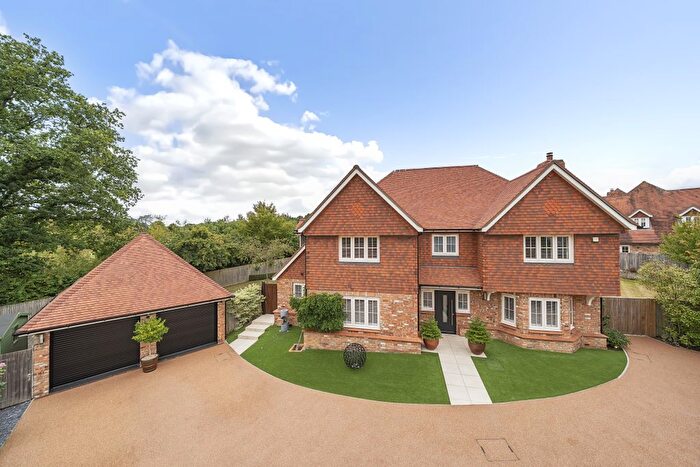 5 Bedroom Detached House For Sale In Parsonage Croft, Etchingham, TN19