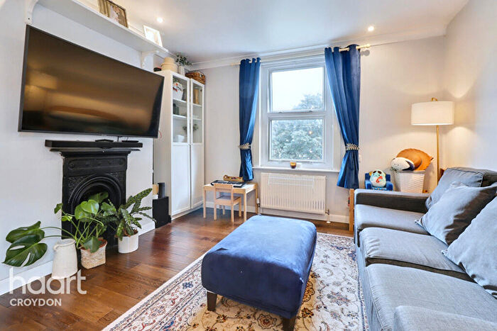 1 Bedroom Flat To Rent In Avondale Road, South Croydon, CR2