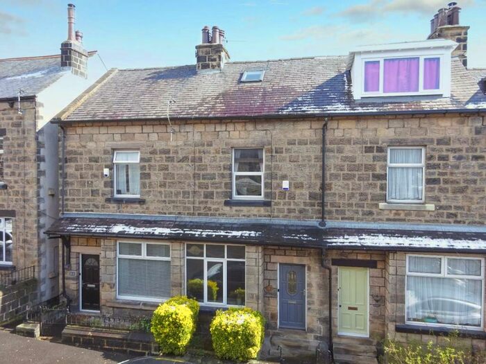 2 Bedroom Terraced House To Rent In Rose Avenue, Horsforth, LS18
