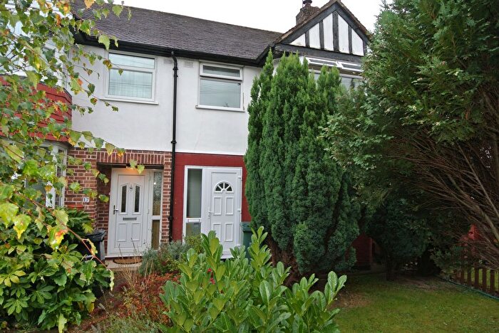 3 Bedroom Terraced House To Rent In Westdean Avenue, SE12