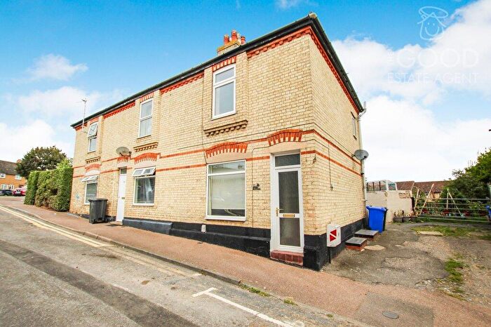 2 Bedroom End Of Terrace House For Sale In Exeter Road, Newmarket, CB8