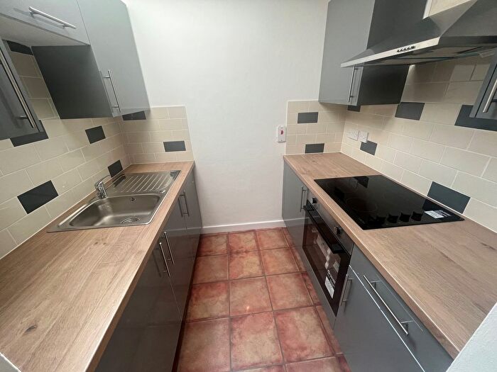 1 Bedroom Maisonette To Rent In Singleton Road, Caerdydd, CF24