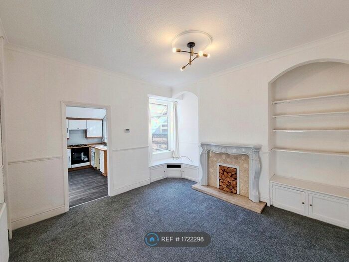 2 Bedroom Terraced House To Rent In Summerville Avenue, Manchester, M9