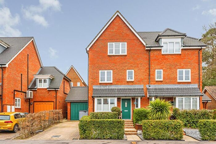4 Bedroom Semi Detached House For Sale In Renfields, Haywards Heath, RH16