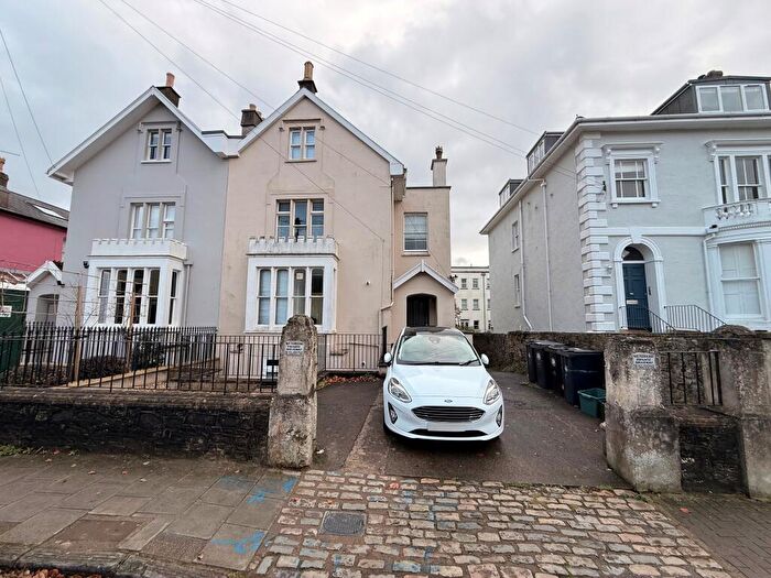 6 Bedroom Maisonette To Rent In Wellington Park, Clifton, BS8