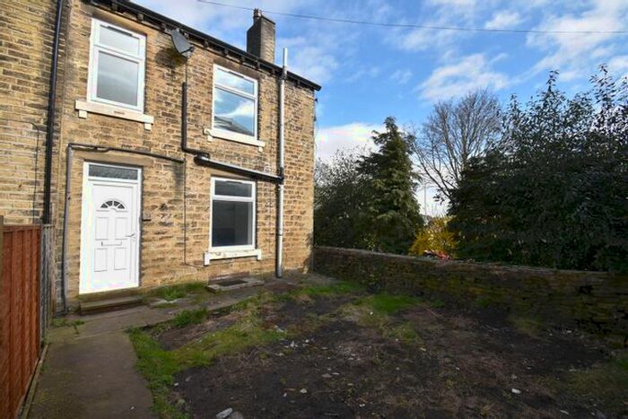 1 Bedroom Terraced House To Rent In Longwood Road, Longwood, Huddersfield, HD3