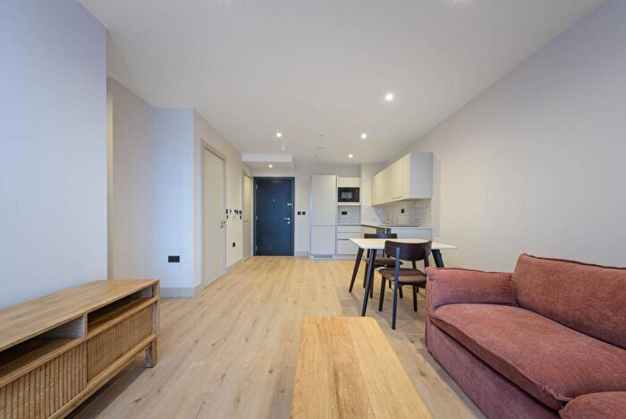 Studio To Rent In The Draper, Colindale, London, NW9