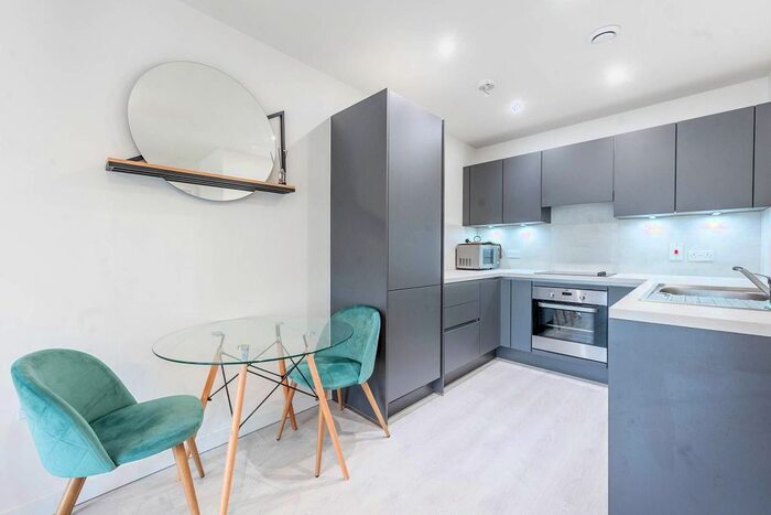 1 Bedroom Flat For Sale In Hargrave Drive, Harrow, Harrow, HA1