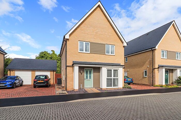 4 Bedroom Detached House For Sale In Old Boundary Close, Whittlesford, CB22