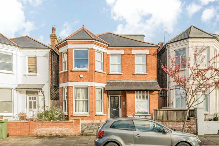 1 Bedroom Apartment To Rent In Fordwych Road, London, NW2