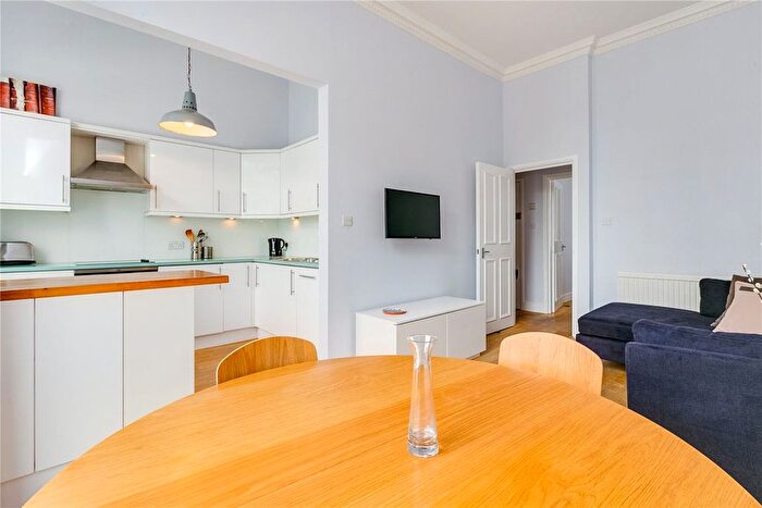 1 Bedroom Flat To Rent In Chepstow Road, Notting Hill, W2