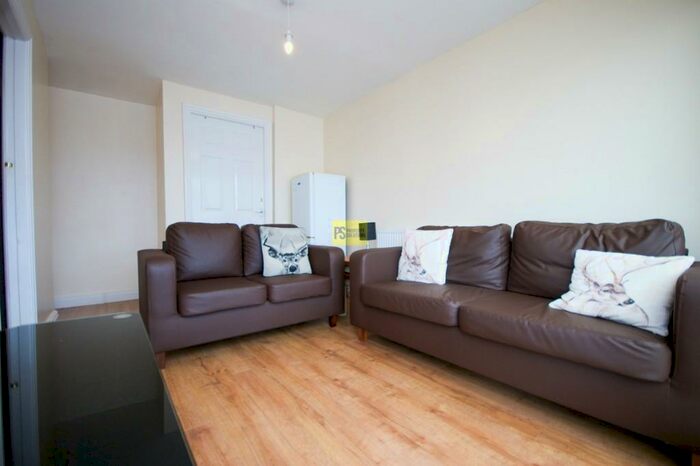 6 Bedroom Terraced House To Rent In Exeter Road, Selly Oak - Student Property, B29