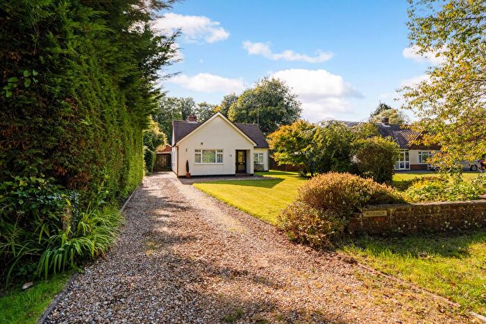 4 Bedroom Detached Bungalow For Sale In Telegraph Lane, Alton, GU34
