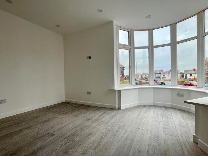 2 Bedroom Flat To Rent In Cavendish Road, Bispham, Blackpool, FY2