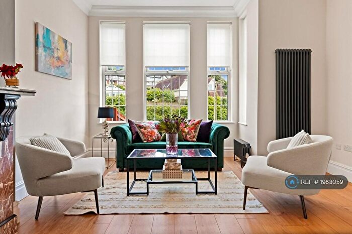 2 Bedroom Flat To Rent In Sandgate Hill, Sandgate, Folkestone, CT20