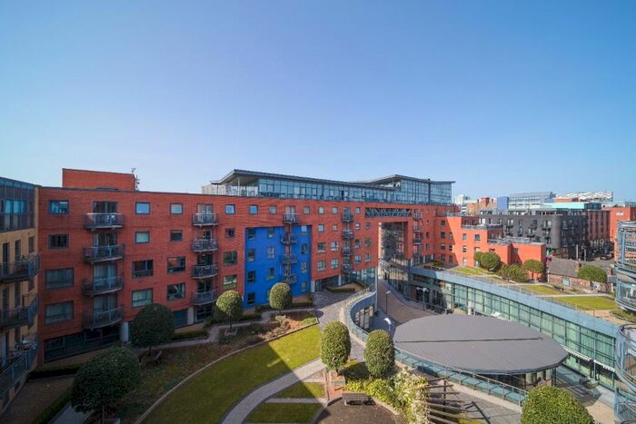 2 Bedroom Flat To Rent In Fitzwilliam Street, City Centre, Sheffield, S1