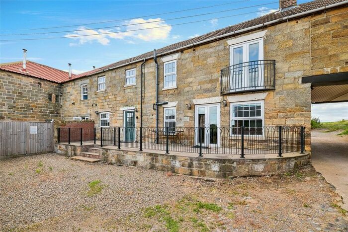 4 Bedroom Terraced House For Sale In New Gardens, Green Lane, Whitby, North Yorkshire, YO22