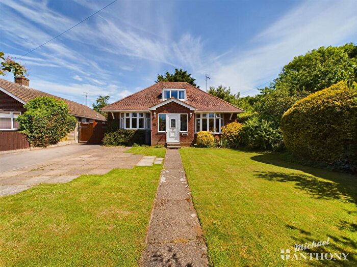 2 Bedroom Detached Bungalow For Sale In High Street North, Stewkley, LU7