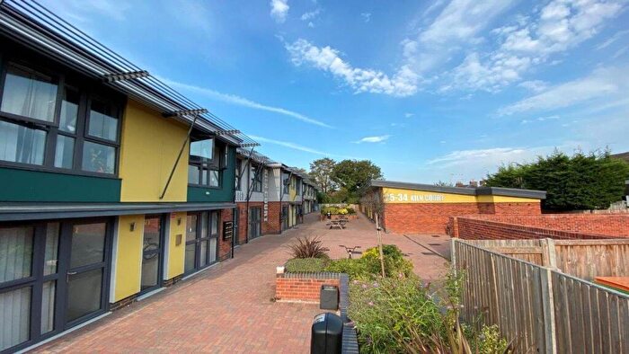 Studio To Rent In Kiln Court, Canterbury Ref -, CT1