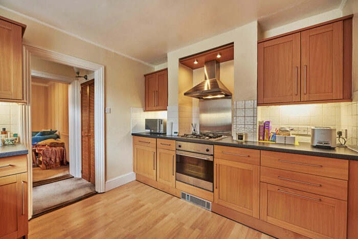 1 Bedroom Maisonette To Rent In Cowper Road, Harpenden, Hertfordshire, AL5