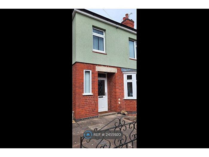 3 Bedroom Semi-Detached House To Rent In Richmond Road, Nuneaton, CV11
