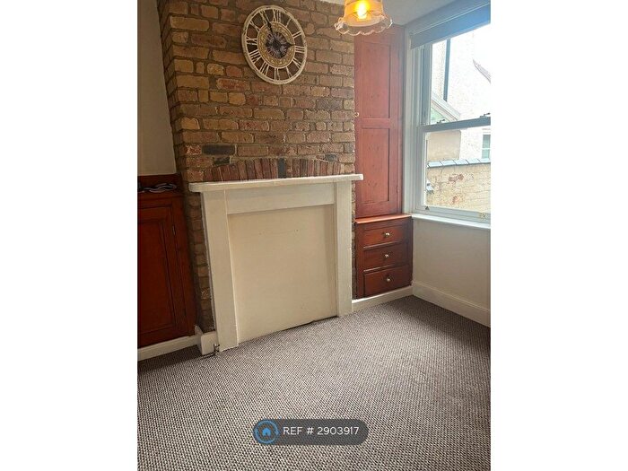 2 Bedroom Terraced House To Rent In Oxford St, Rugby, CV21